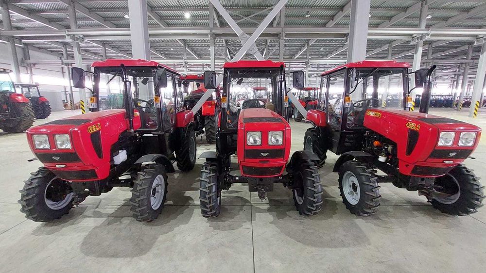 Трактор Беларус 422.1