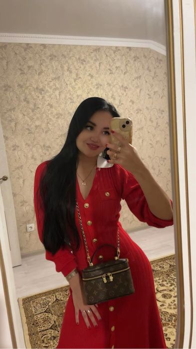 Продам платье состояние отличное