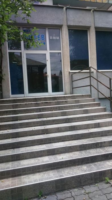 Дава се под наем Офис в Кюстендил, Център - 180 кв.м за 500 € - Снимка #1