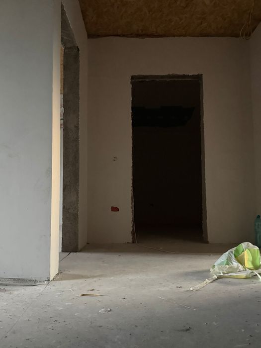 Vand casa la gri in Galati loc: sat costi la intrare!