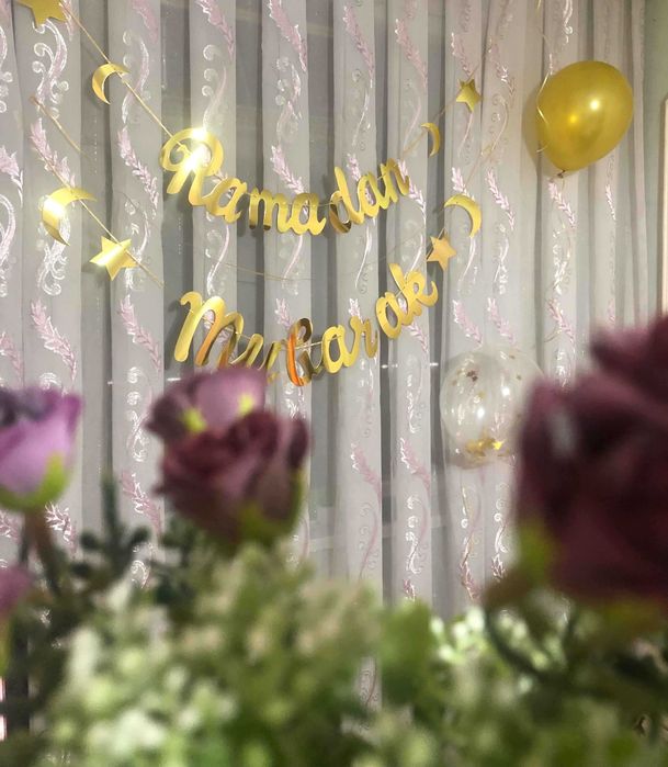 Ramazon oyi uchun, 8 ta shar 1 ta to'plamda Ramazon Muborak tilla