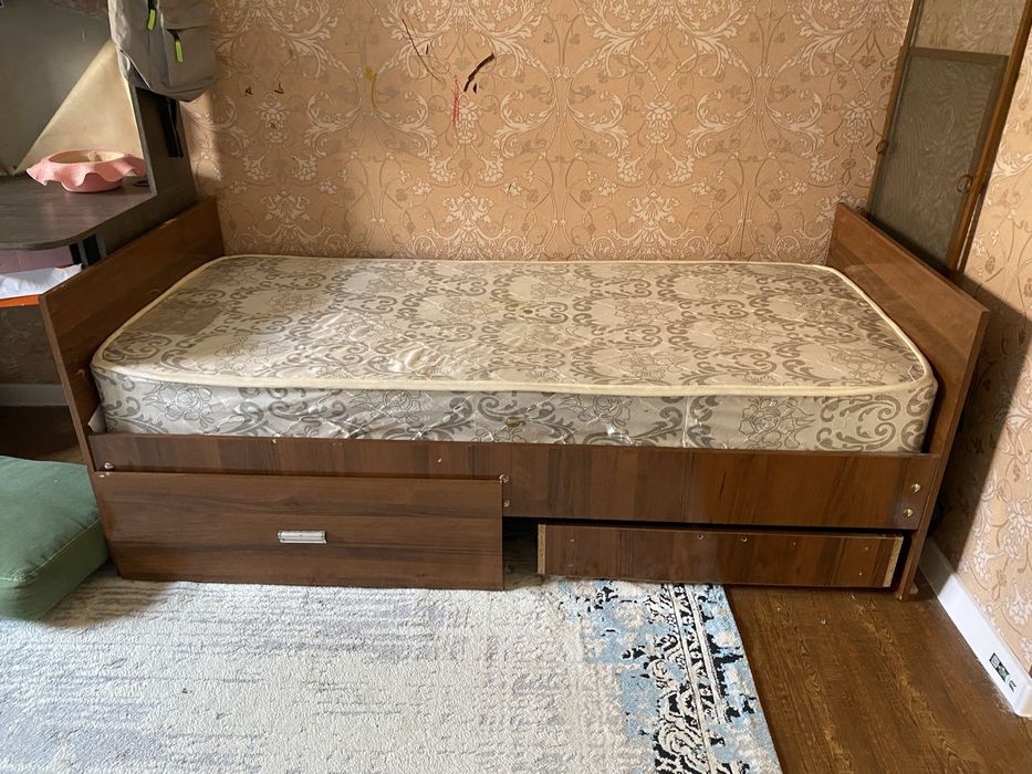 Диван хорошыи для спални