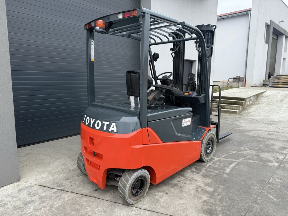 stivuitor electric,Toyota 2,5t 2016 nu Linde, still, hyster