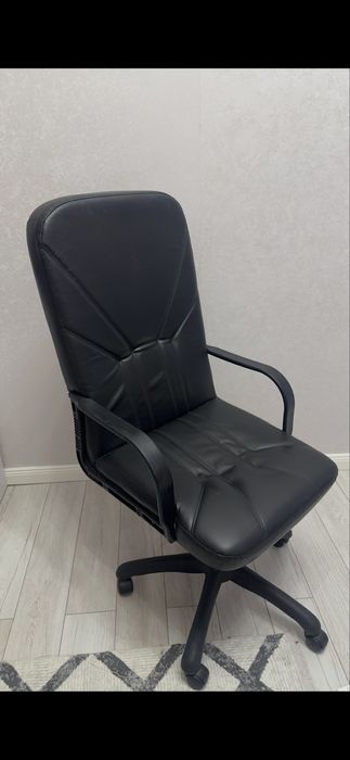 игровое рабочее кресло