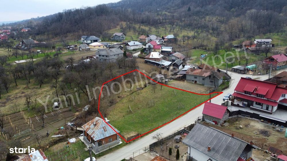 Teren de vânzare în comuna Albeștii de Argeș, județ Argeș.