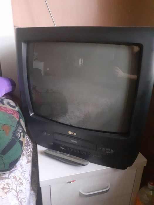 Продаётся телевизор