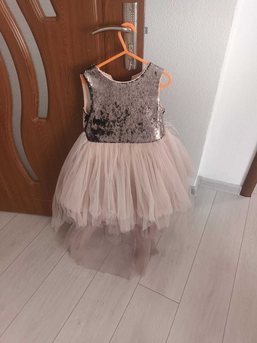 Детска рокла официална