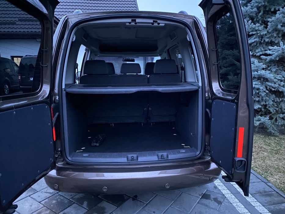 VW CADDY~2 ,0 Tdi~140-Cp-7~Locuri-2 uși la Spate-top