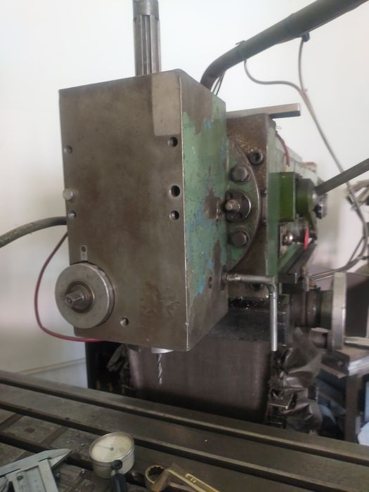 Фрезерный станок