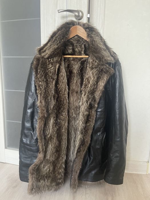 Продам мужскую дубленку новая