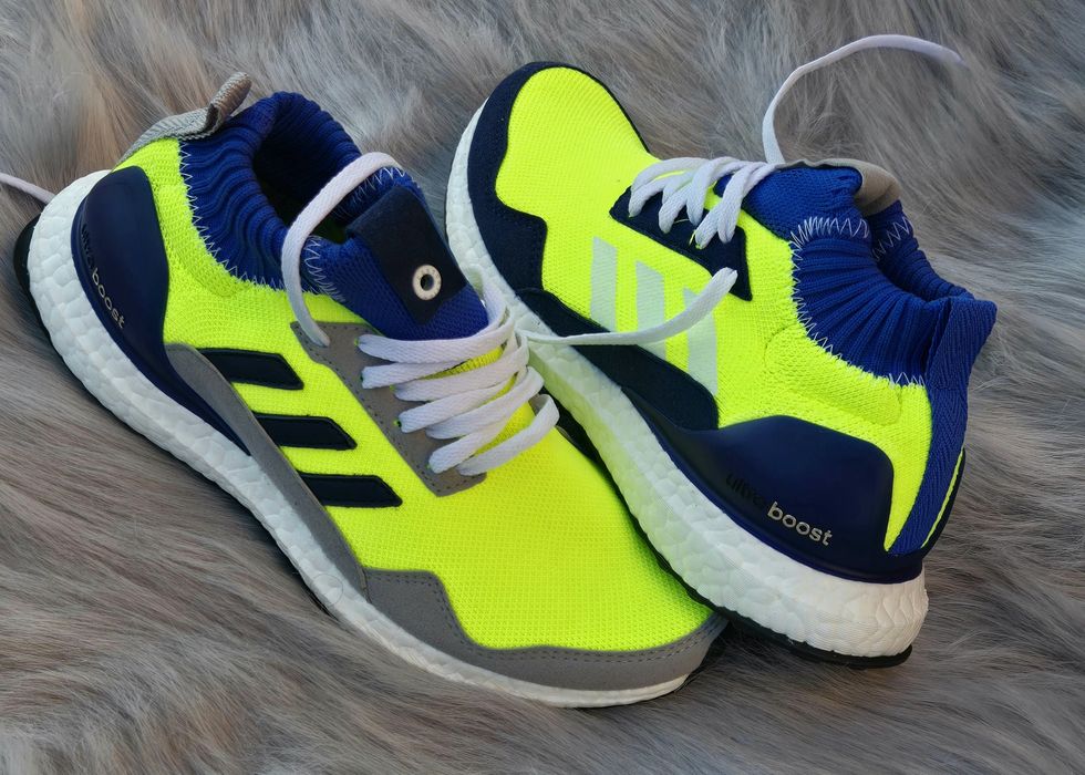 Adidas Ultra Boost Mid оригинални дамски сникърси 37 1/3 нови