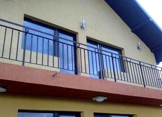 Confectii metalice , porți,garduri,scări, balustrade etc.