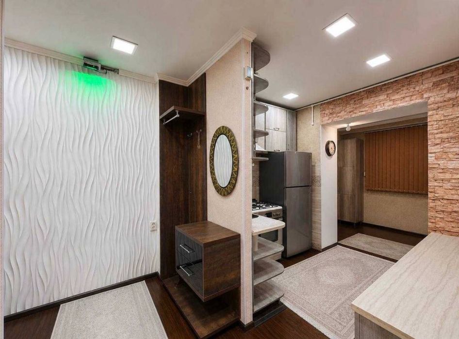 Айбек 1в2 ком 45м2 , срочно продается квартира