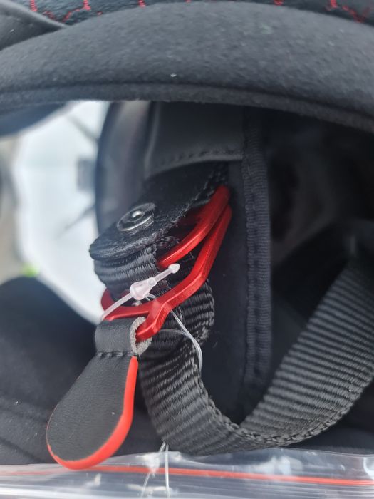 Карбоновый шлем LS2 MX701 Explorer
