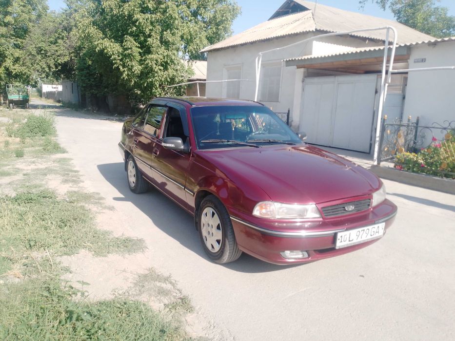 Нексия 1 сонс сотилади