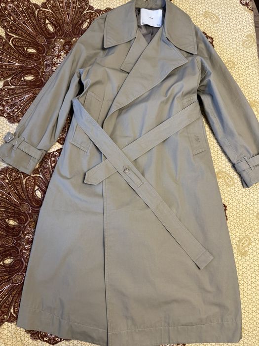 Плащ / Тренч Mango