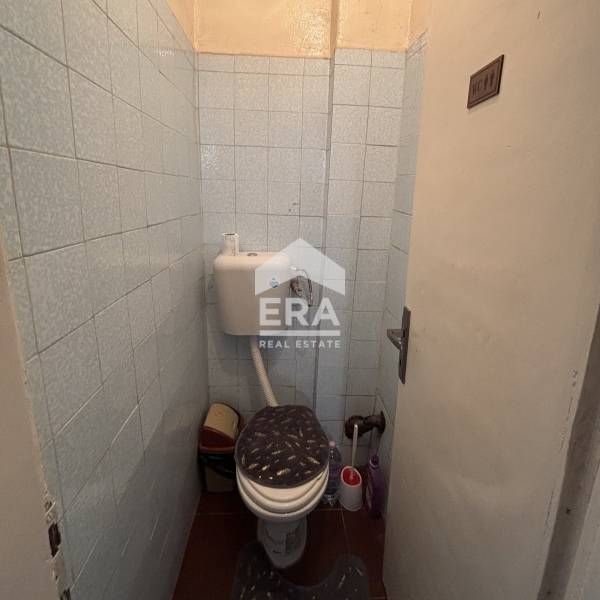 Продава се Етаж от къща в Хасково, Училищни - 260 кв.м за 326 €/кв.м - Снимка #10