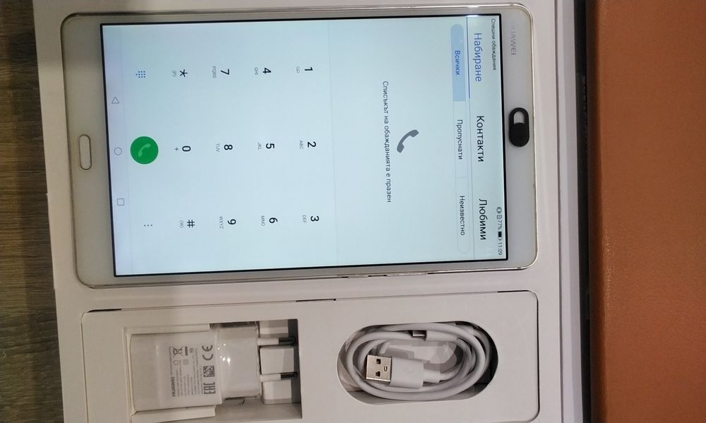 Продавам Huawei pad M3 8.4"таблет
