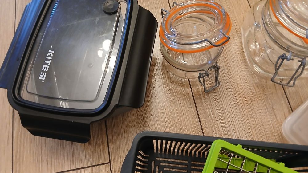 Уред за рязане, кутии и буркани за 20 лв всичко