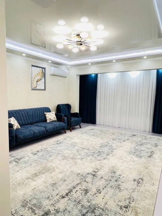 Срочна аренда айбек метро 3 ком *108