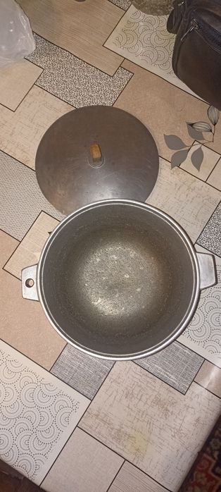 Продаю советский 2 литровый казан