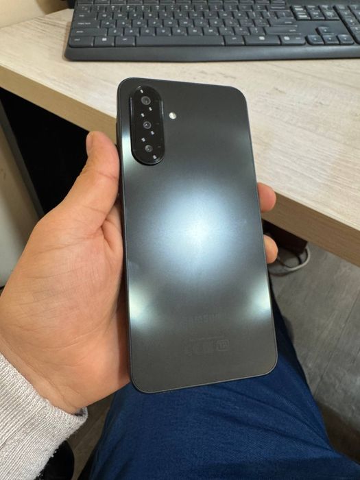 Samsung A17 6/128 pacti yangi telefon.