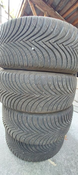 Гуми с джанти 205 55 16