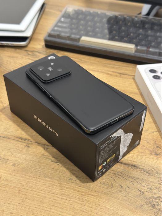 Xiaomi 14 Pro 12/256 Китай Верифицирован