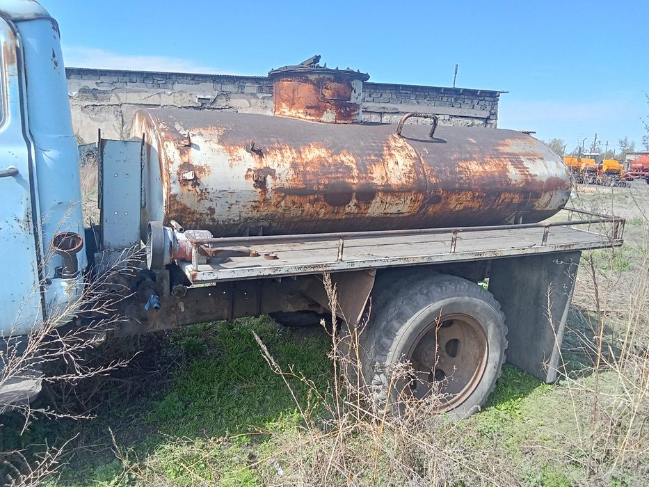 Продам газ 52 бензовоз.