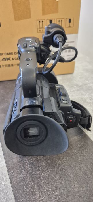 Продавам JVC GY-LS3OO 4K