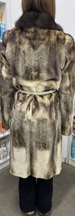 Продам норковую шубу