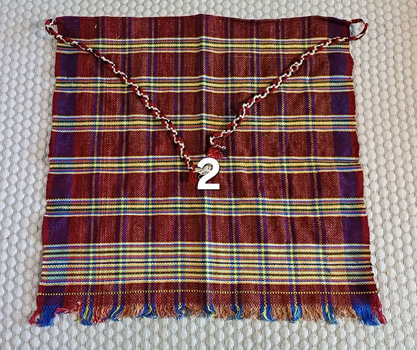 Престилки - автентични, вълнени, ръчно тъкани