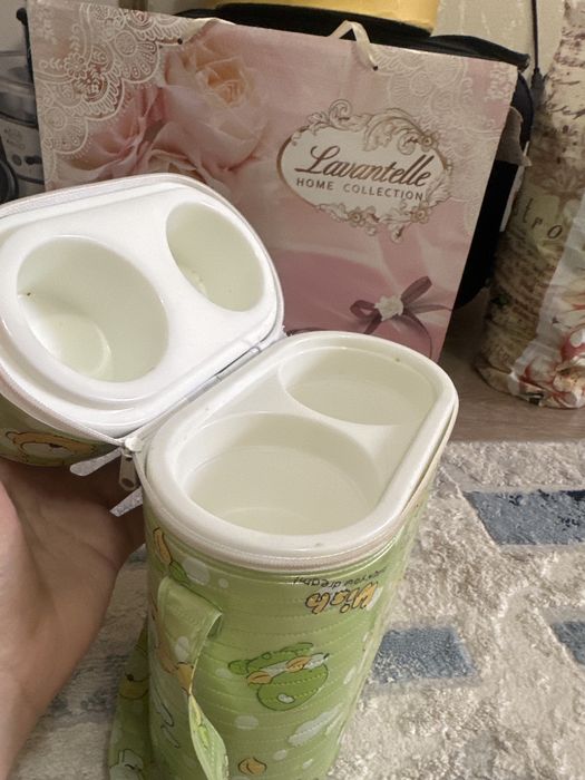 Детский термос для хранения молока