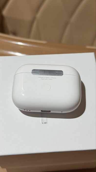 В продаже Airpods Pro