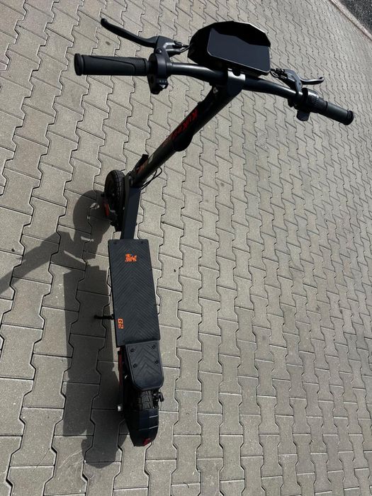 Vand Kukirin G2 cu doar 256 km , ca si nou