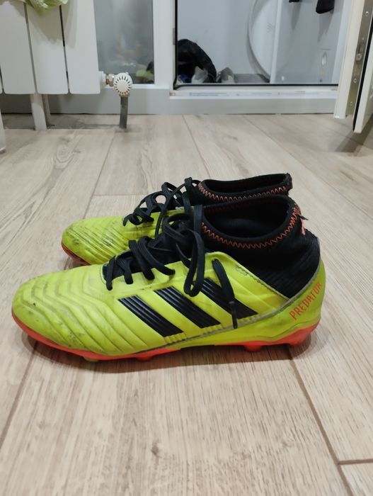 Adidas predator 18.3