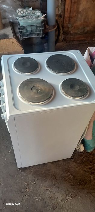 Срочно продам новую  электроплиту