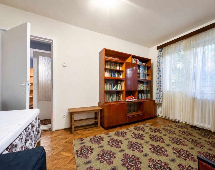 Apartament 3 camere decomandat, etaj 1, George Enescu, Deva
