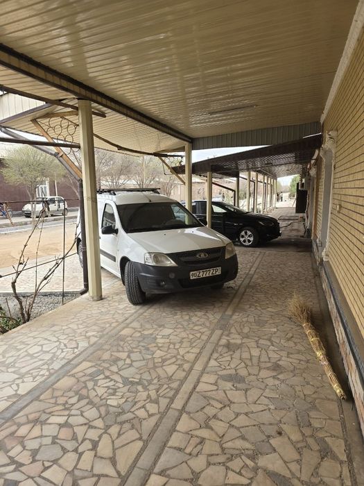 Lada largus 2015 yil