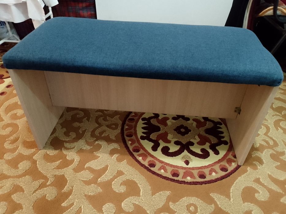 Продам стол,Стул двух-месный