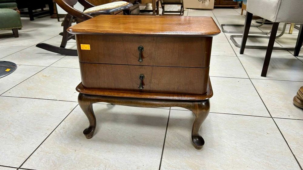 Шкафче  Queen Anne Холандия