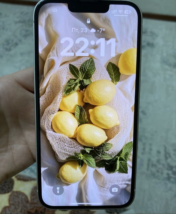 Продам iphone 13  128 gb