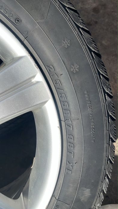 Продам комплект 5х114.3