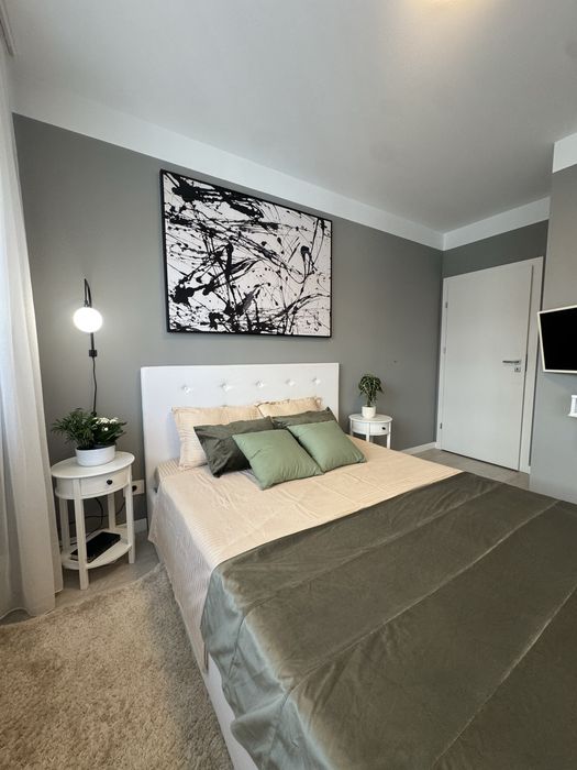 Apartament de închiriat 3 Camere, 2 băi- PRIMA ONEȘTILOR!