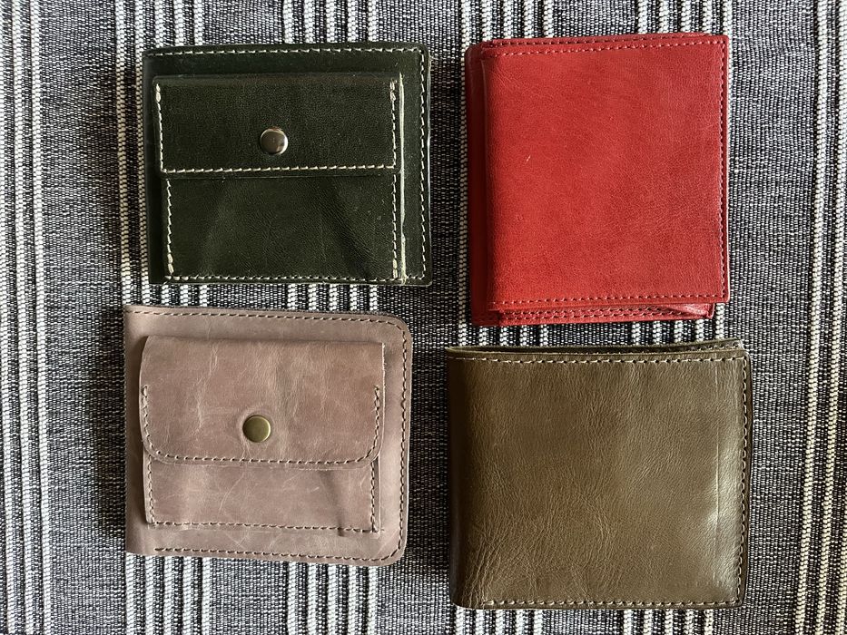 Продавам колекция нови портфейли