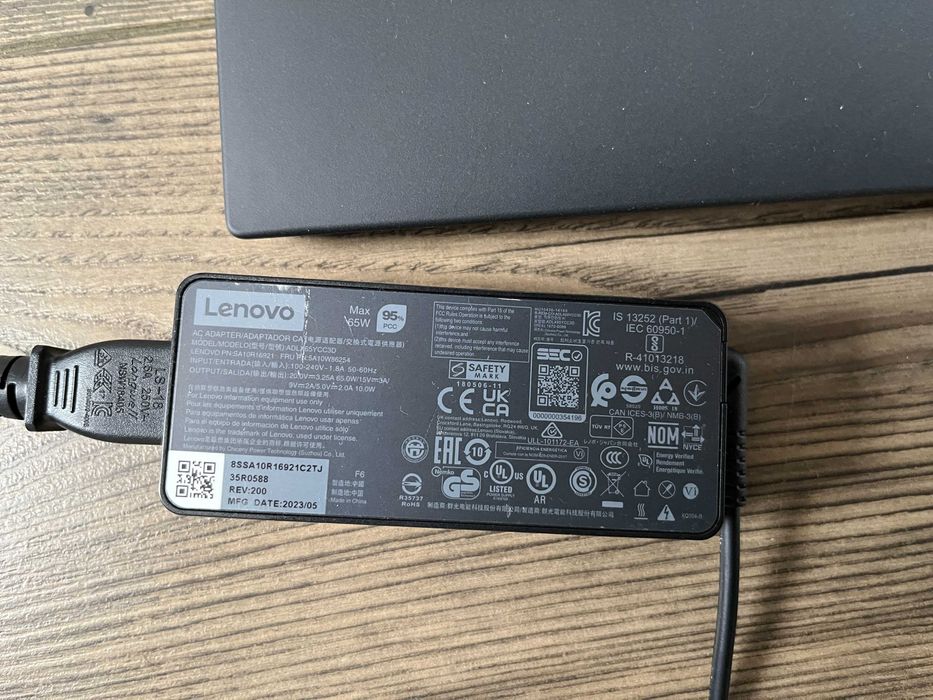 Lenovo ThinkPad P14s Gen 4 (AMD)