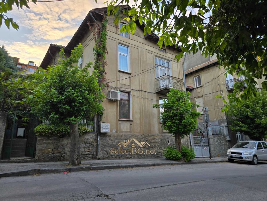 Имот с уникално местоположение в идеалния център на Велико Търново