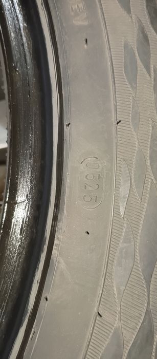 Продам диски с резиной летней Субару