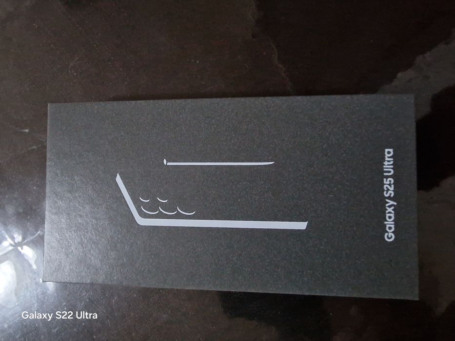 Samsung s25 ultra  256 GB 12 GB ram