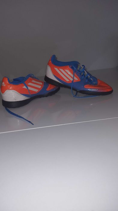 Маратонки Adidas- оранжево и синьо, 36 номер